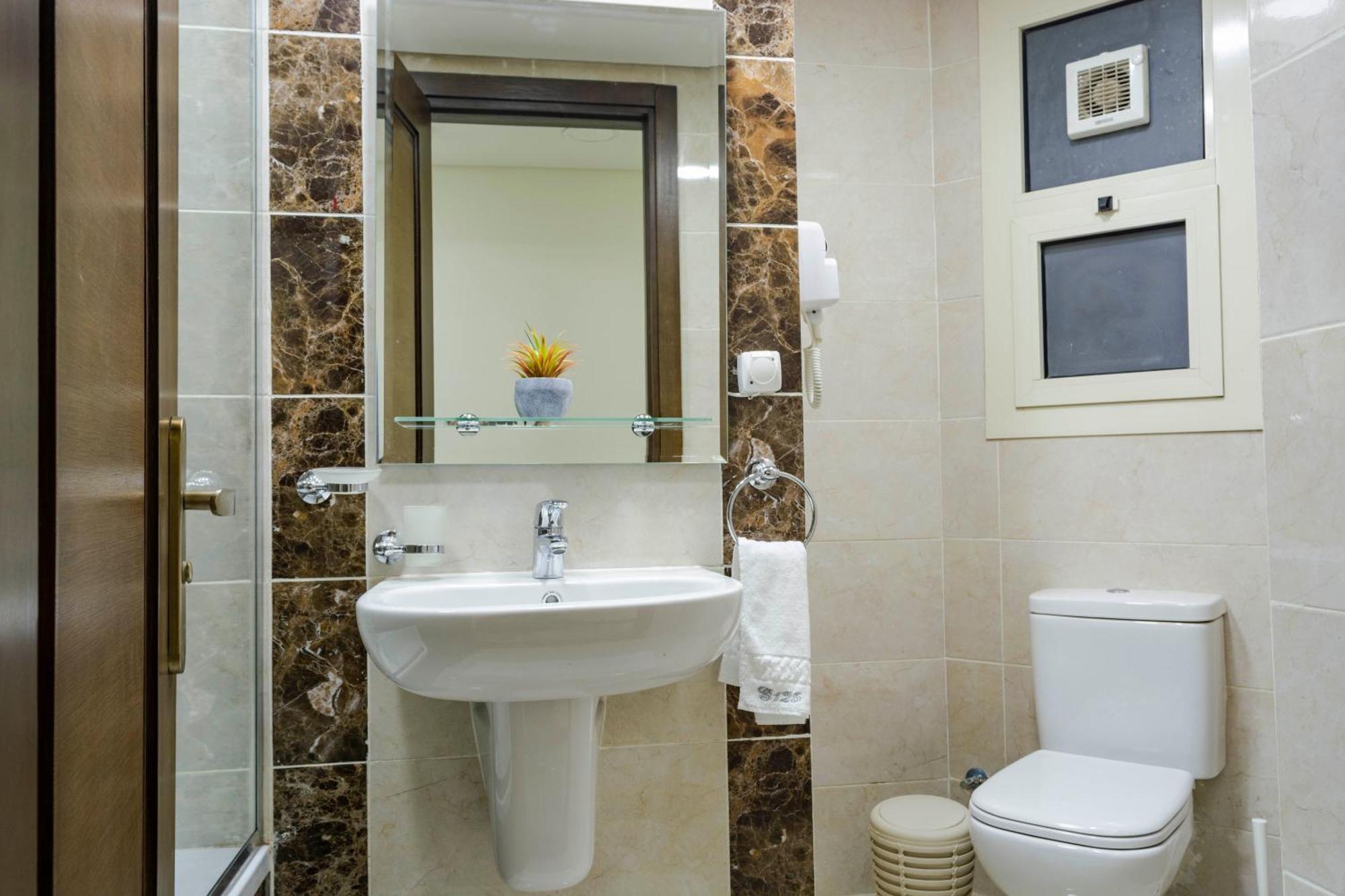 Apartment Sunny Duplex With Pool Access In Porto-newcairo Mall Cairo