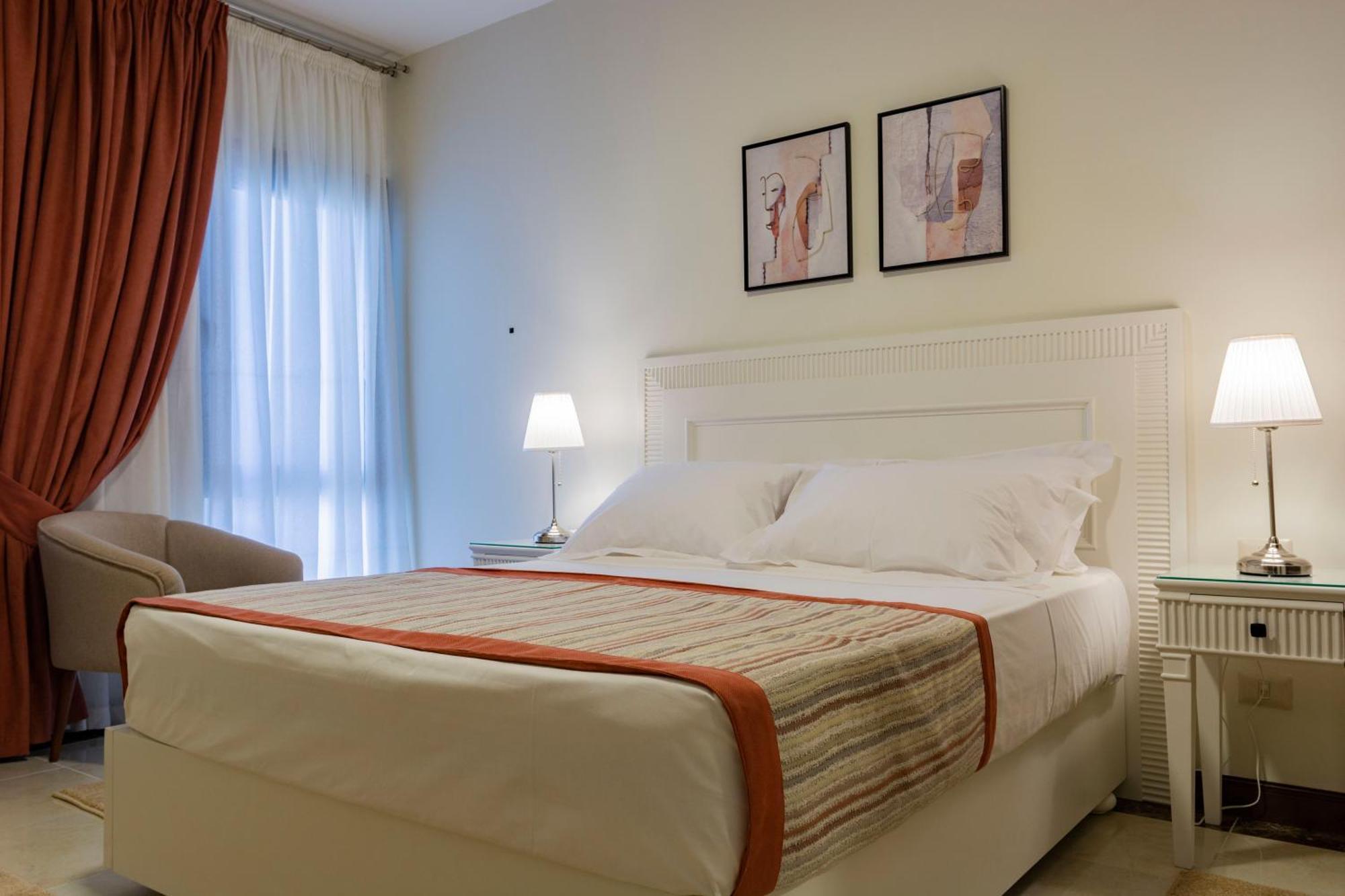 Sunny Duplex With Pool Access In Porto-newcairo Mall